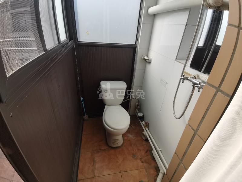 锦秋花园二期7650500卫生间图7