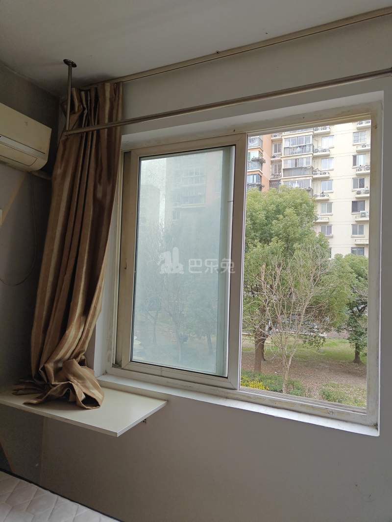 君莲广润苑767008卧室窗户图9