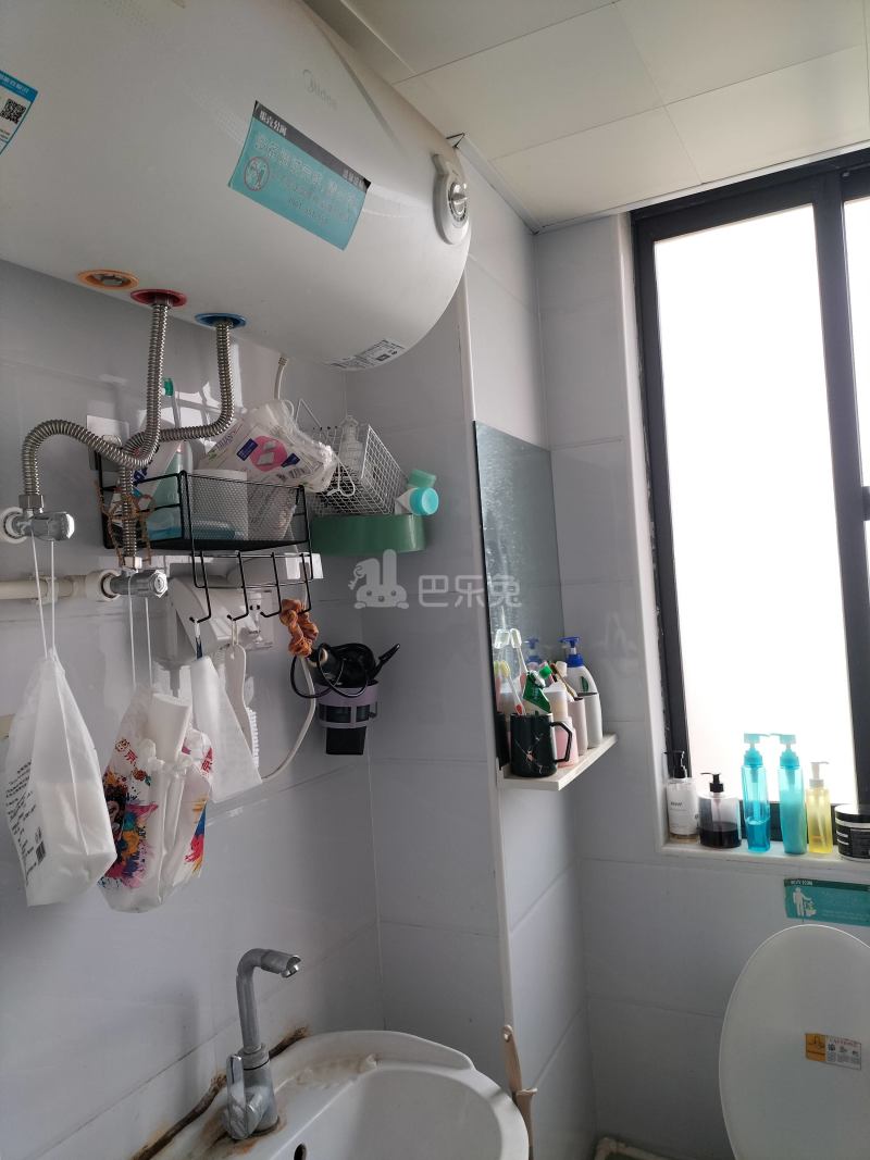 浦联佳苑7685923卫生间图10