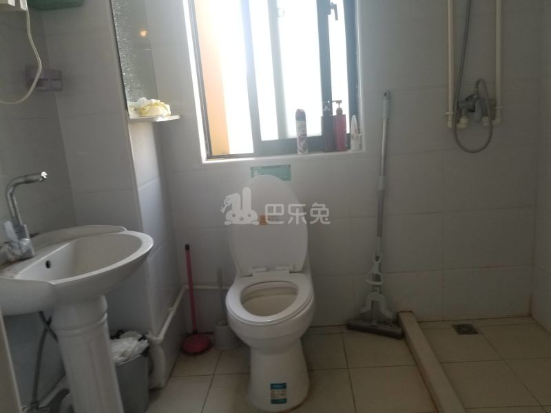 浦联佳苑7685923卫生间图13