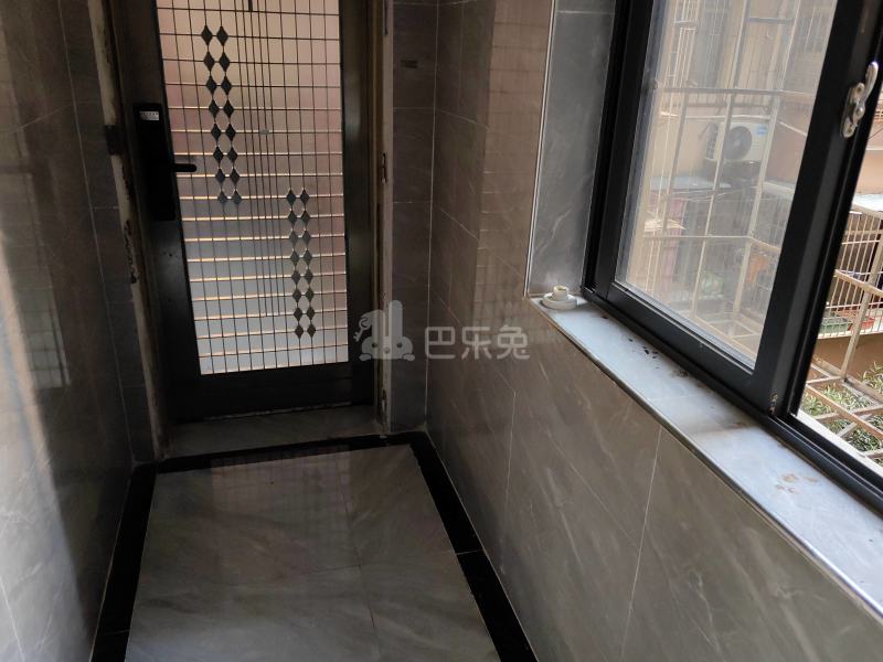 宏华苑小区7689074周边环境图7