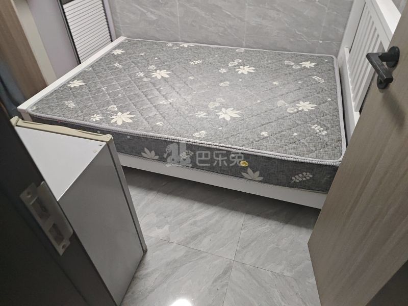 宏华苑小区7689080卧室图1