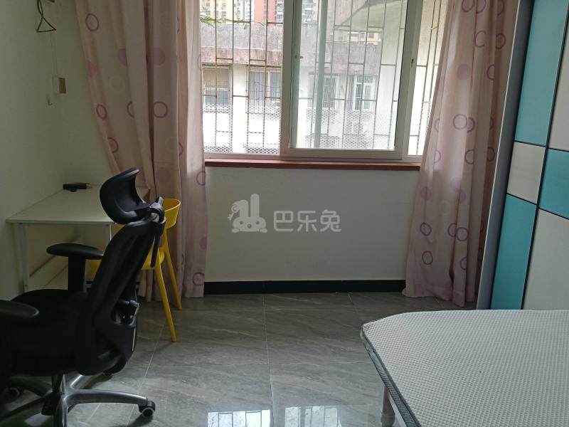 愉康花园7697685卧室图1