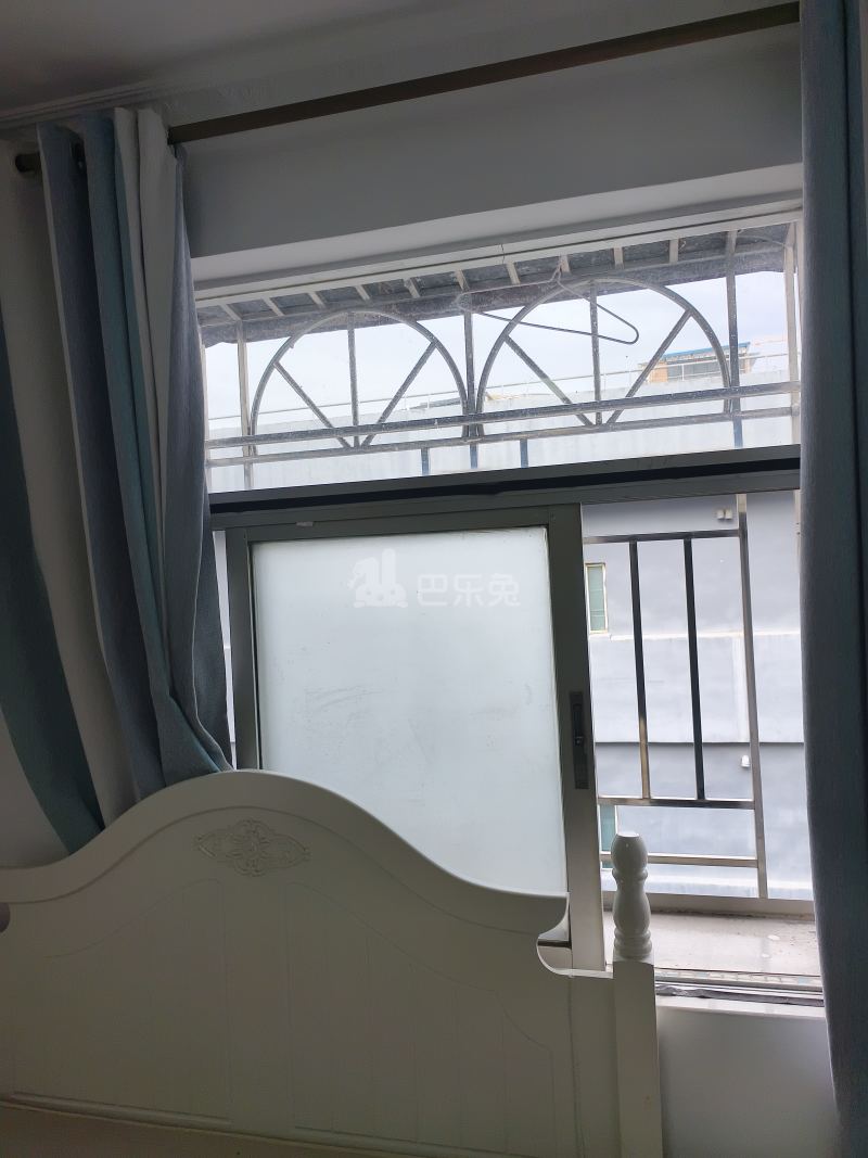 海虹苑7701740卧室窗户图11