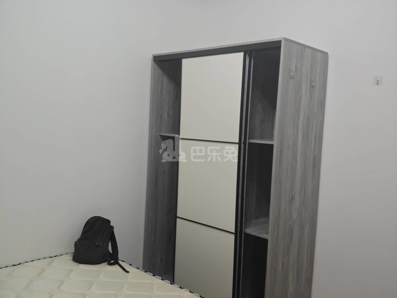 杨浦欣园西区7722406卧室图2