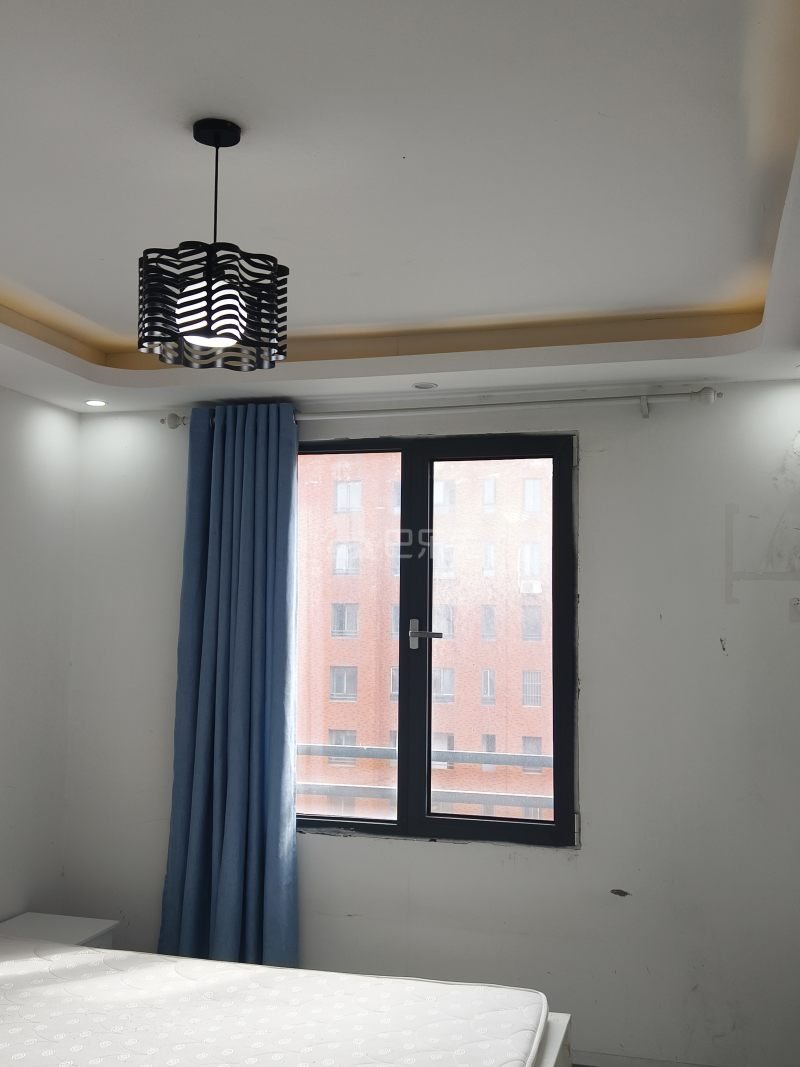 佘北家园梧桐苑7728059卧室窗户图9