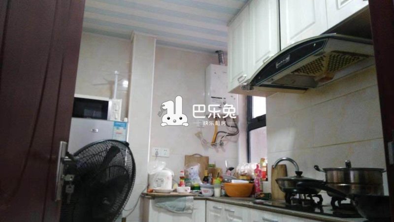 上海杨浦_中环和润苑_1室0厅0卫_合租朝南_顺平路59弄-上海巴乐兔租房