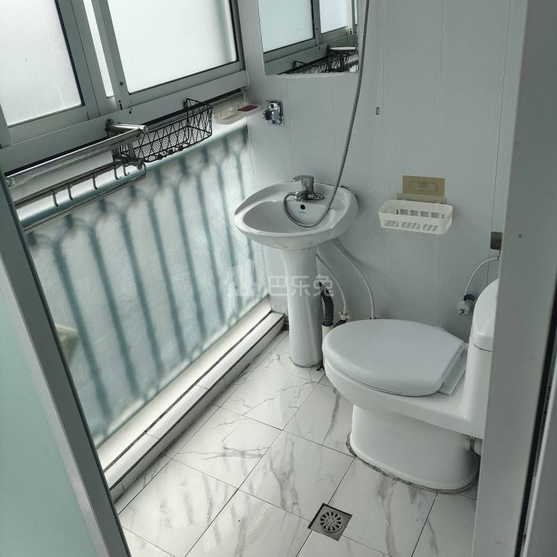 虹梅新苑北区7743688卫生间图4