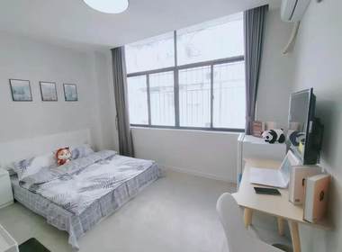 七号时尚公寓 1室0厅1卫