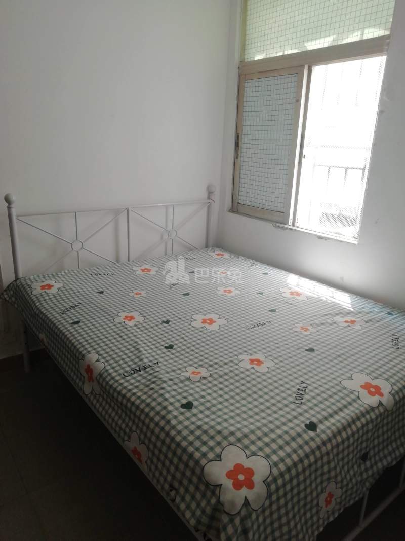 南山村7810439卧室图1