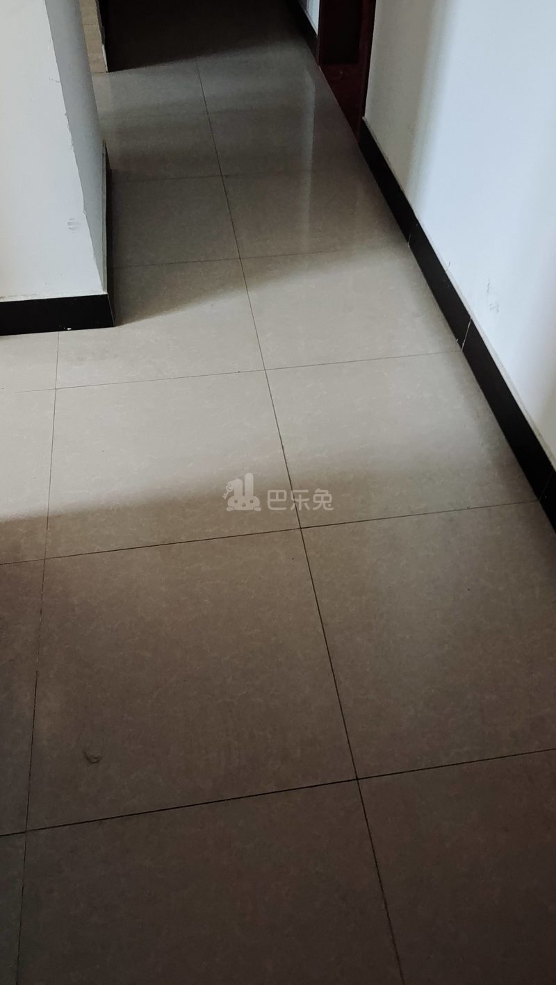 汇福家园祥和里西6761097客厅图4