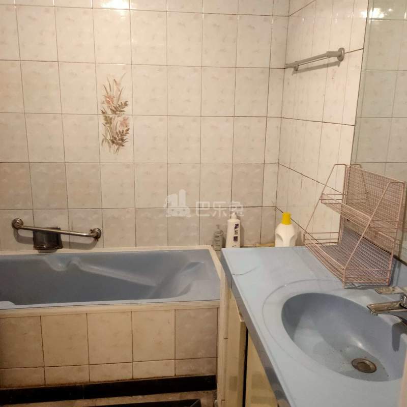 桂林苑南区7852045卫生间图2