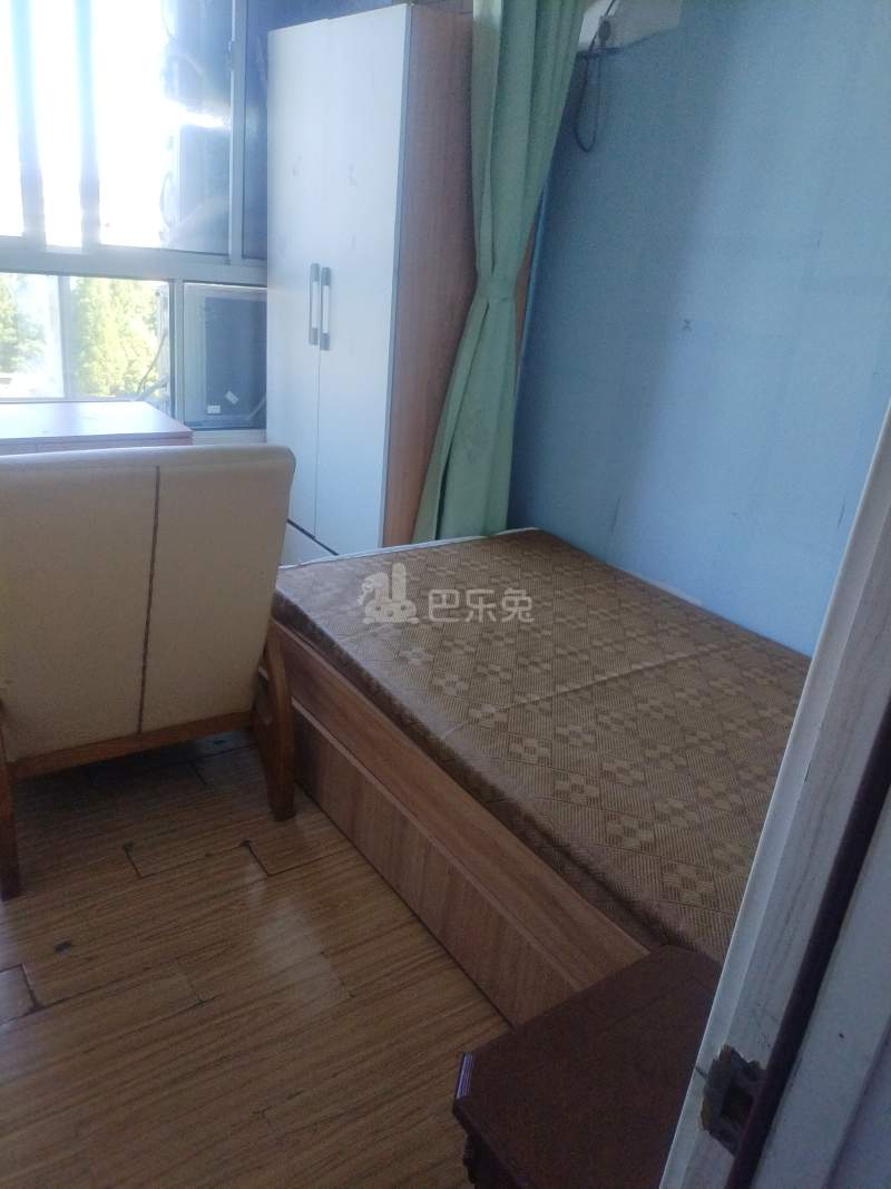 中海瀛台2期7856444卧室图1