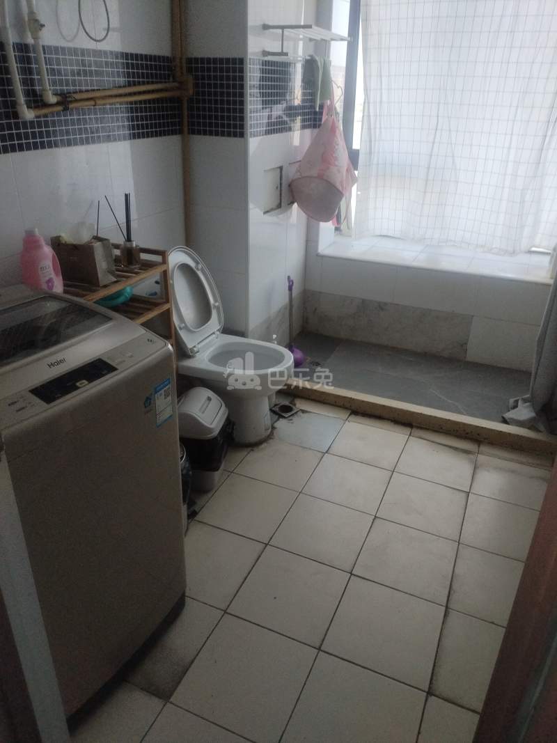 中海瀛台2期7856444卫生间图16