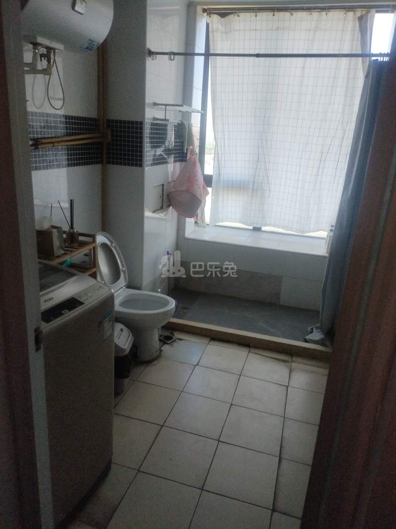 中海瀛台2期7856444卫生间图17