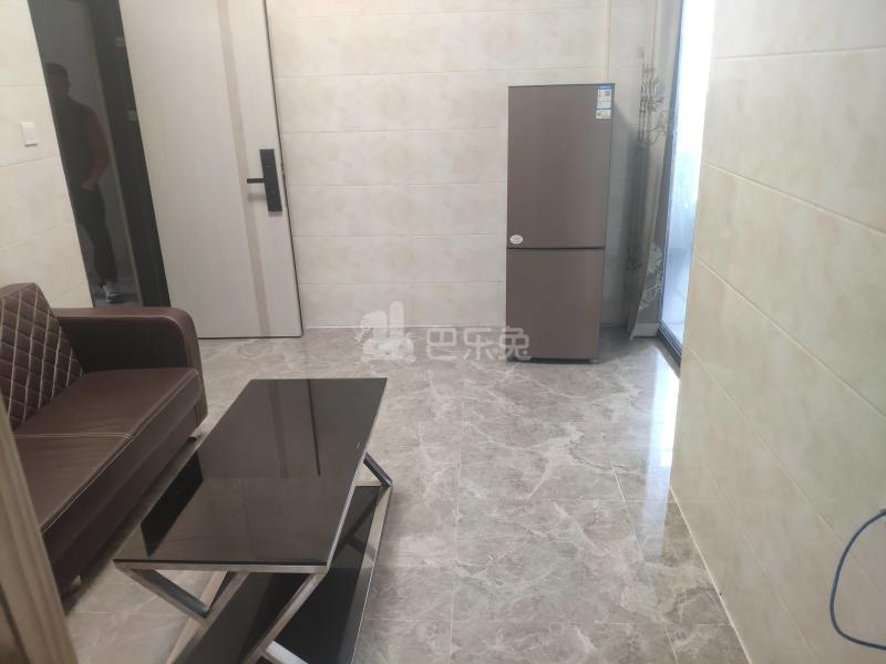 彭上新村南七巷7号7857470客厅图17