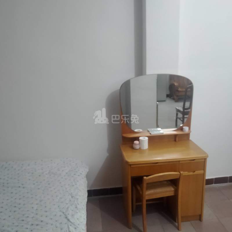 萧岗胜堂坊13-1号7874840卧室图1