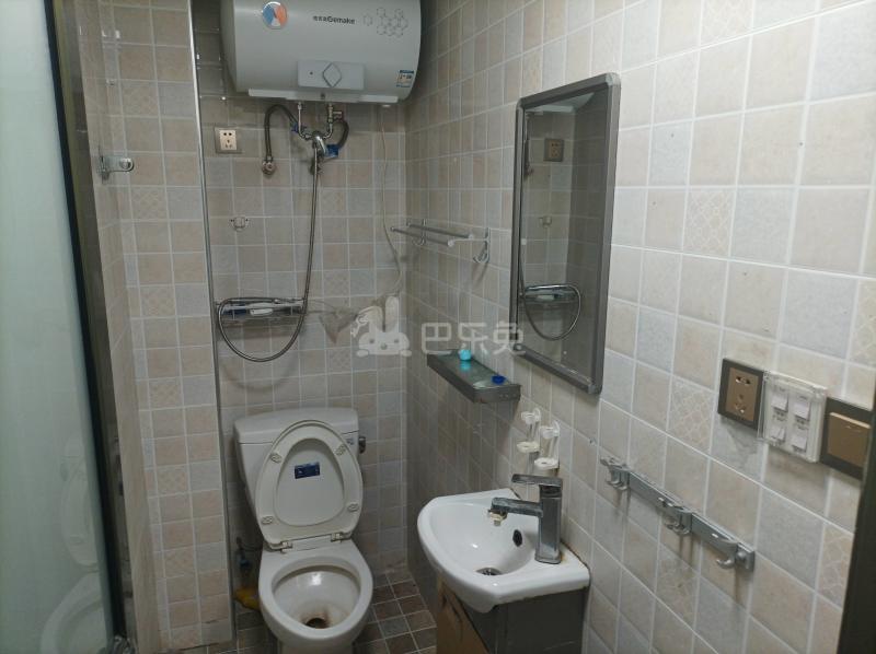 巷佳华苑2期7909326卫生间图6