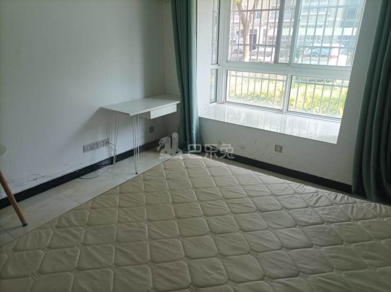 巷佳华苑2期7909326卧室图1