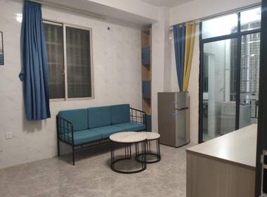 嘉禾望岗大山头一街北巷10号 2室1厅1卫