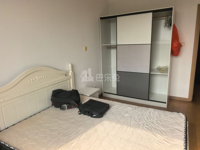 万立城（瑞立华庭）7965651卧室图2