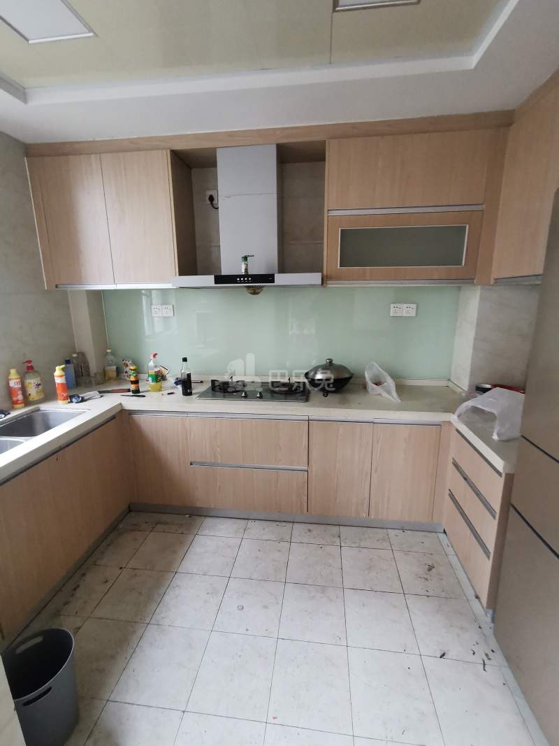 万立城（瑞立华庭）7965746厨房图6