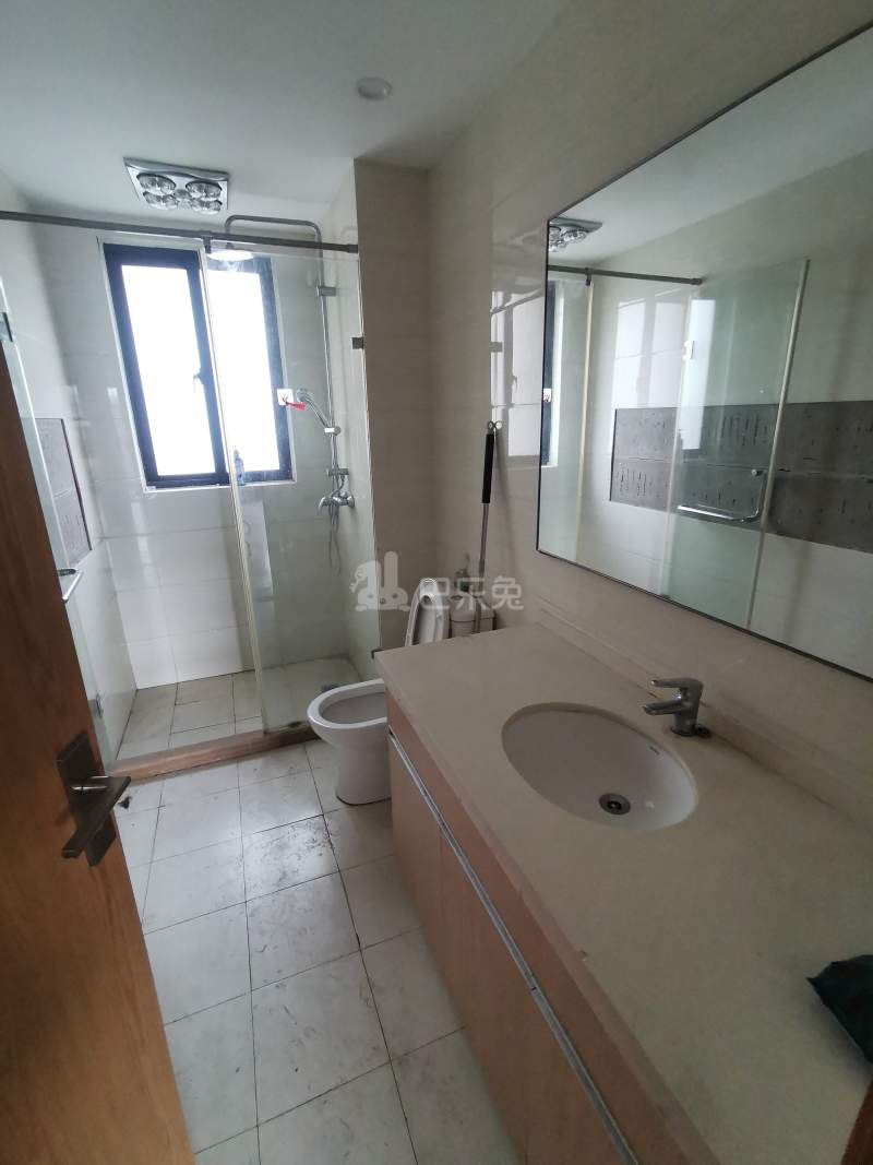 万立城（瑞立华庭）7965746卫生间图8