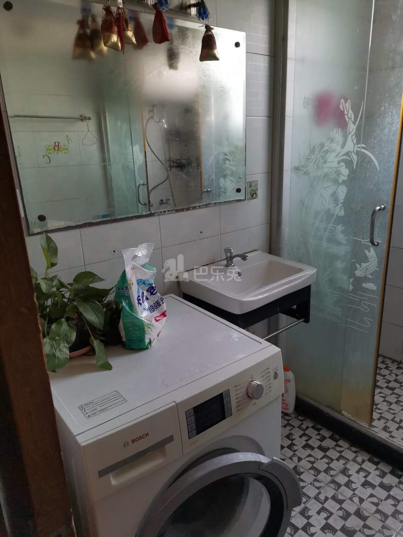 沔溪苑8949731卫生间图1