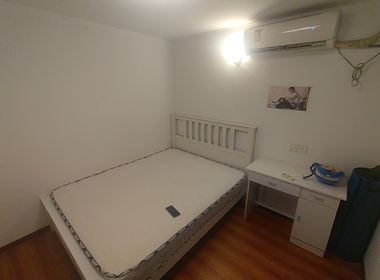 宜川四村（沪太路750弄） 1室0厅1卫