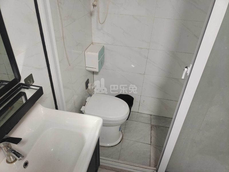 中冠花园小区8046165卫生间图6