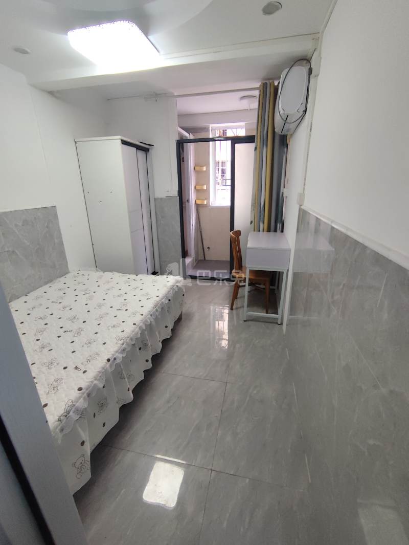 宏华苑小区8065182卧室图0