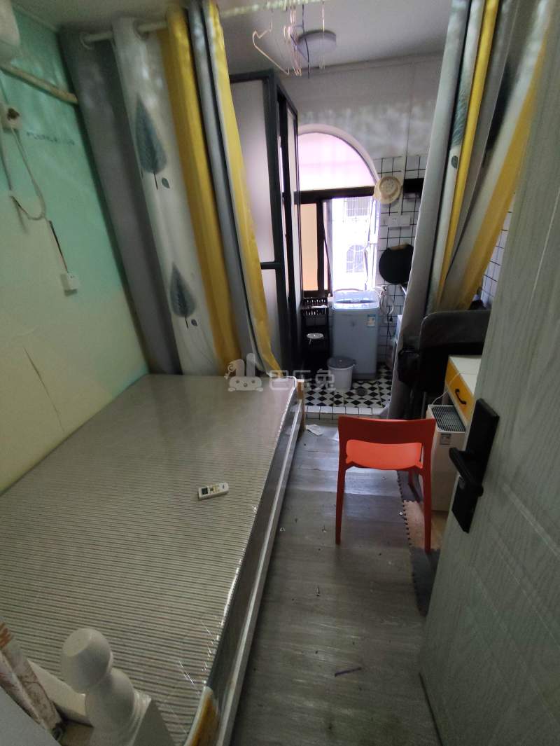 怡苑阁8070050卧室图1