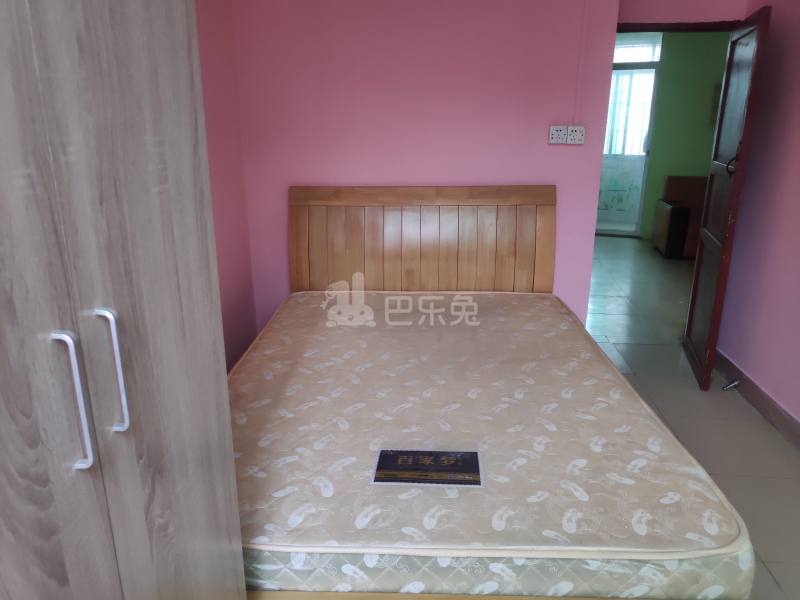 岗贝西大街1-1号8075456卧室图5