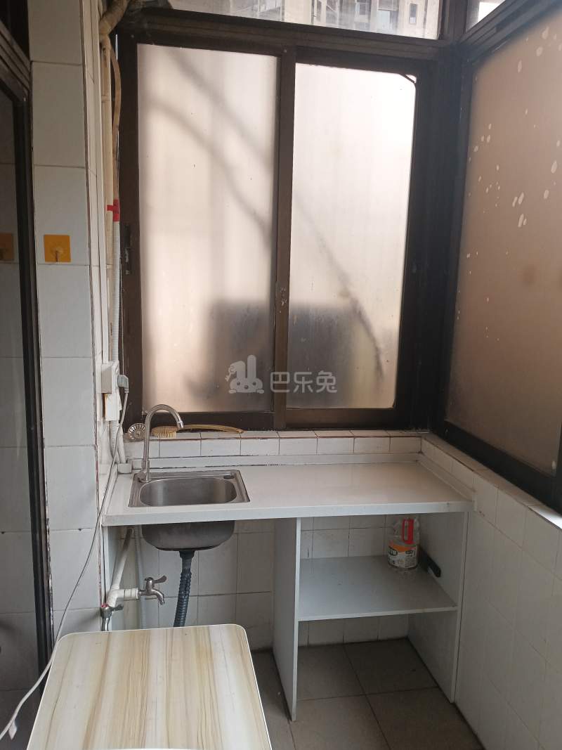 滨海苑8076463厨房图5