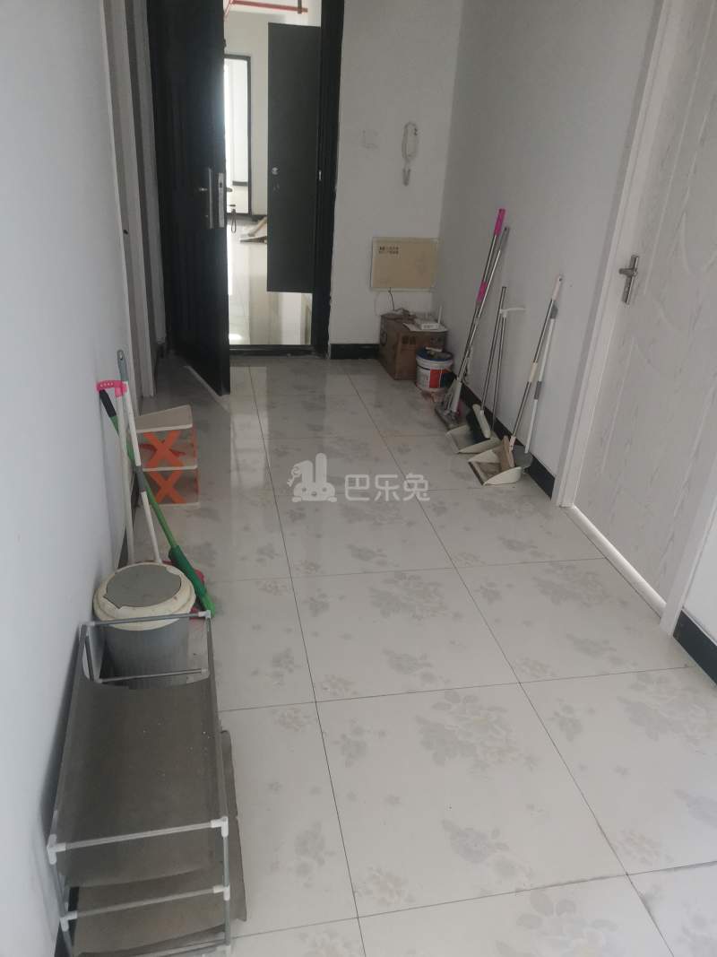 周康新苑8077958客厅图5