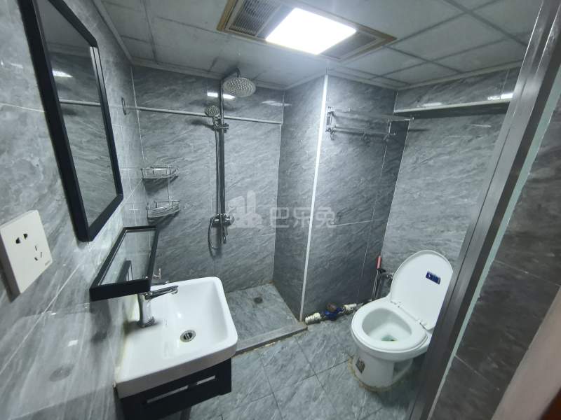 青浦绿地中心柏源晶舍8082536卫生间图6