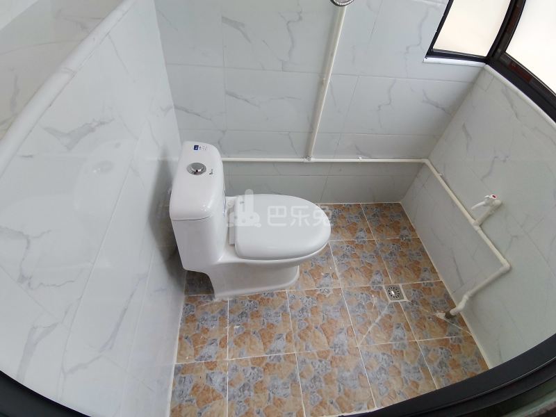 石鼓花园8139099卫生间图5