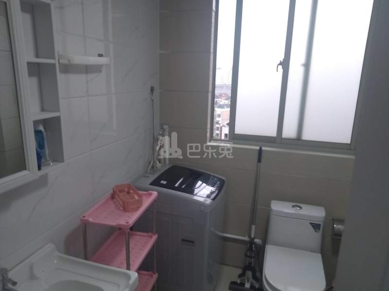 逸虹景苑8157161卫生间图9