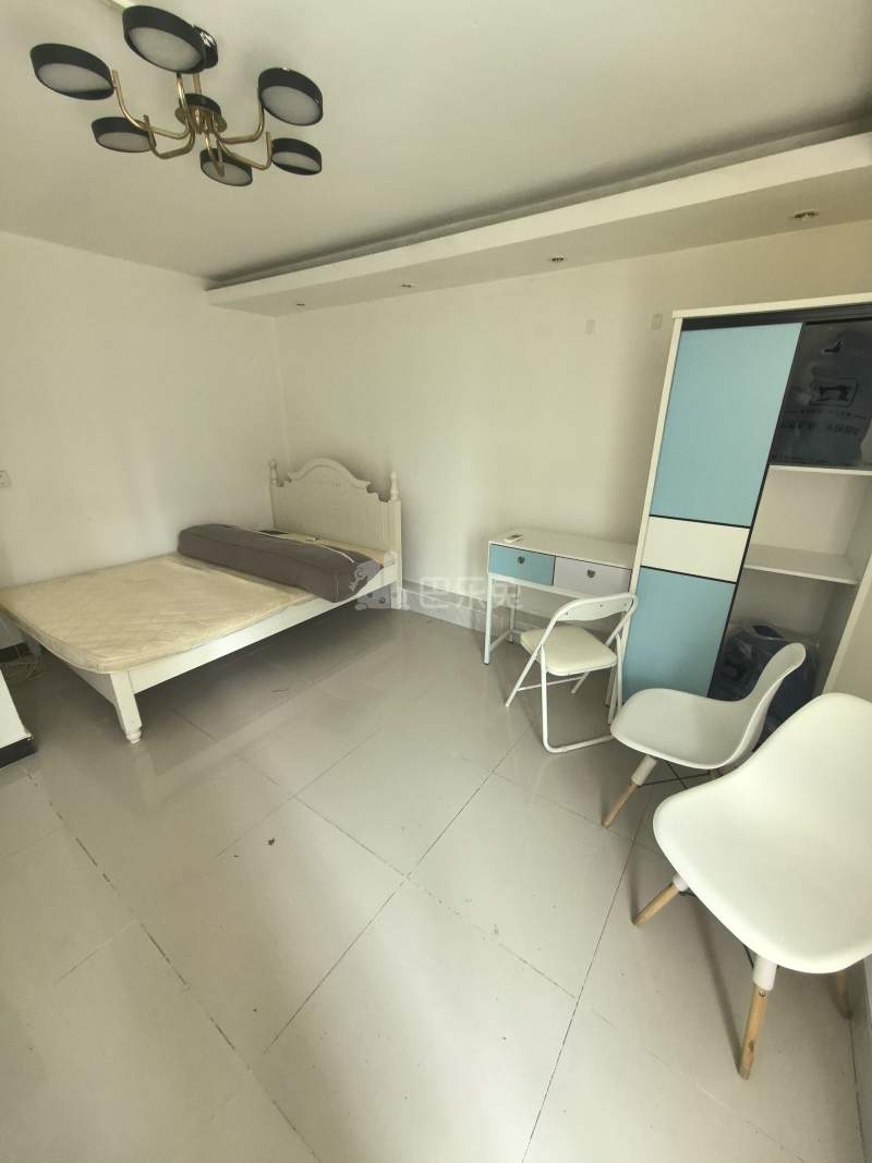 现代城华庭8166376卧室图3