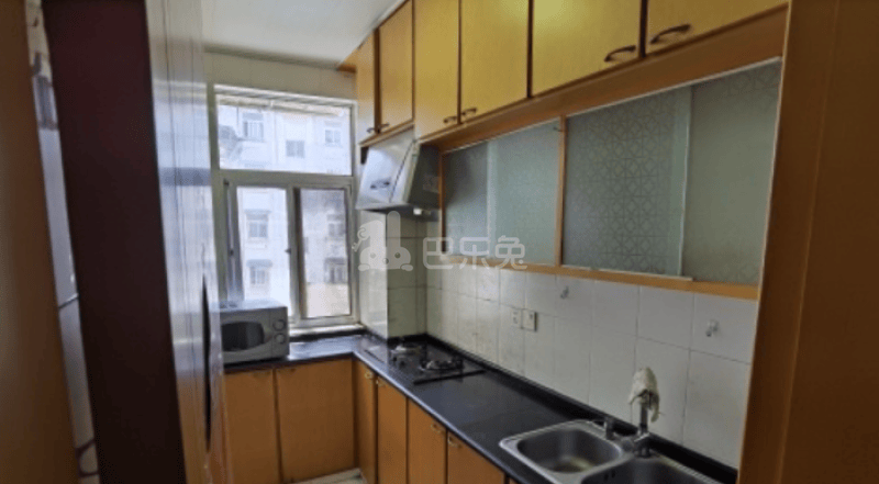 龙福花园8181045客厅图4