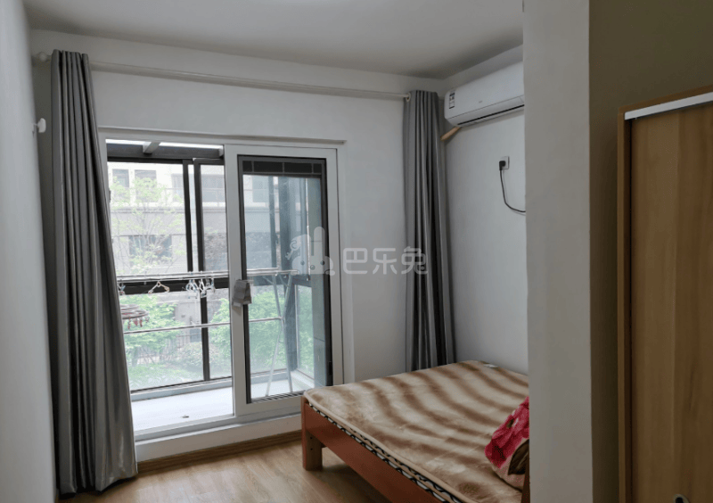 世茂荣里8194719客厅图3