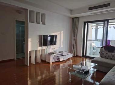 世茂外滩新城 2室2厅1卫