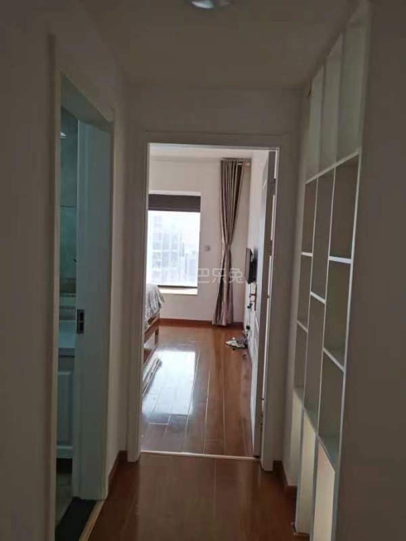 世茂外滩新城8203514卧室图1