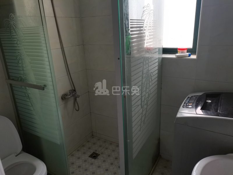 通协小区820501卫生间图4