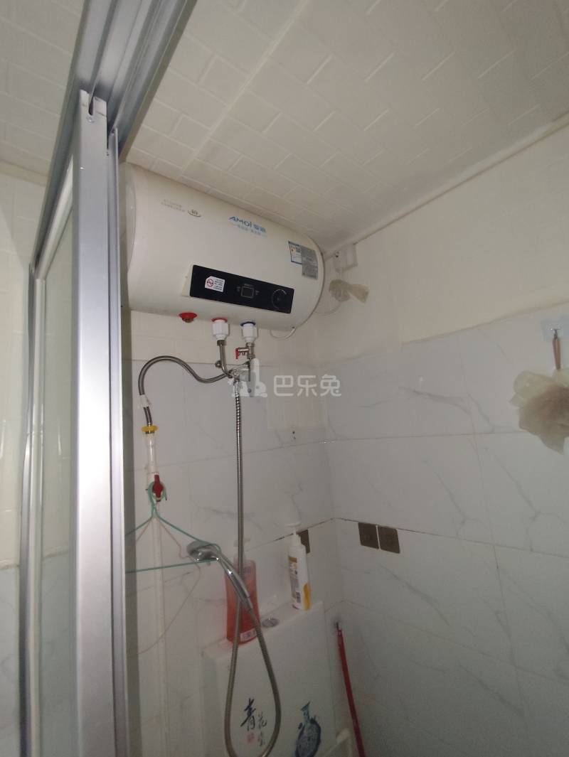 荔苑小区8231040卫生间图6