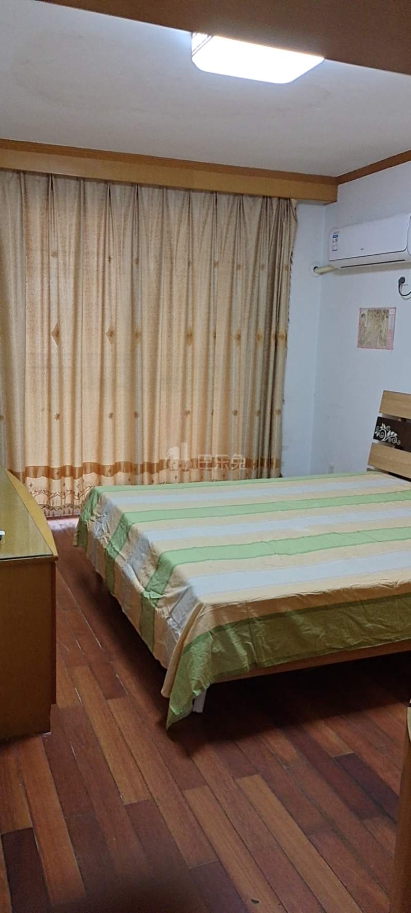 茶花里小区8241374客厅图0