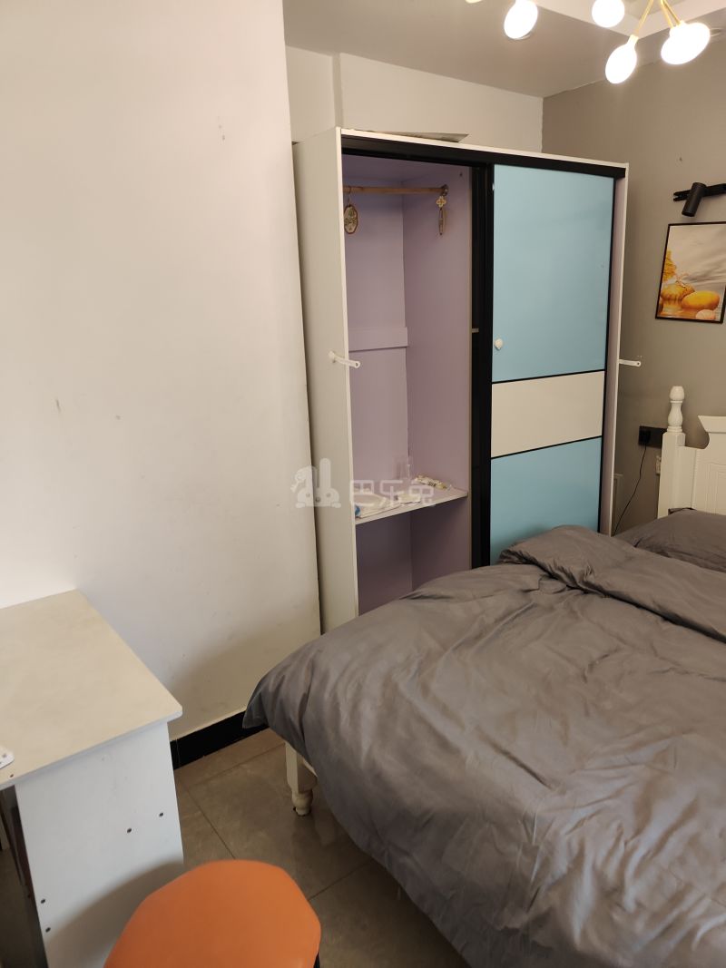 景华新苑8258809卧室图3