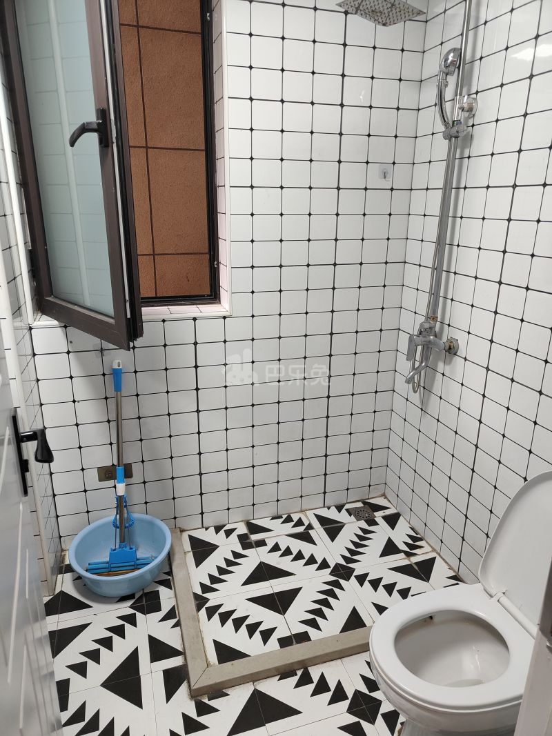 景华新苑8258809卫生间图7