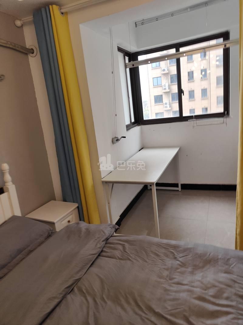 景华新苑8258809卧室图4