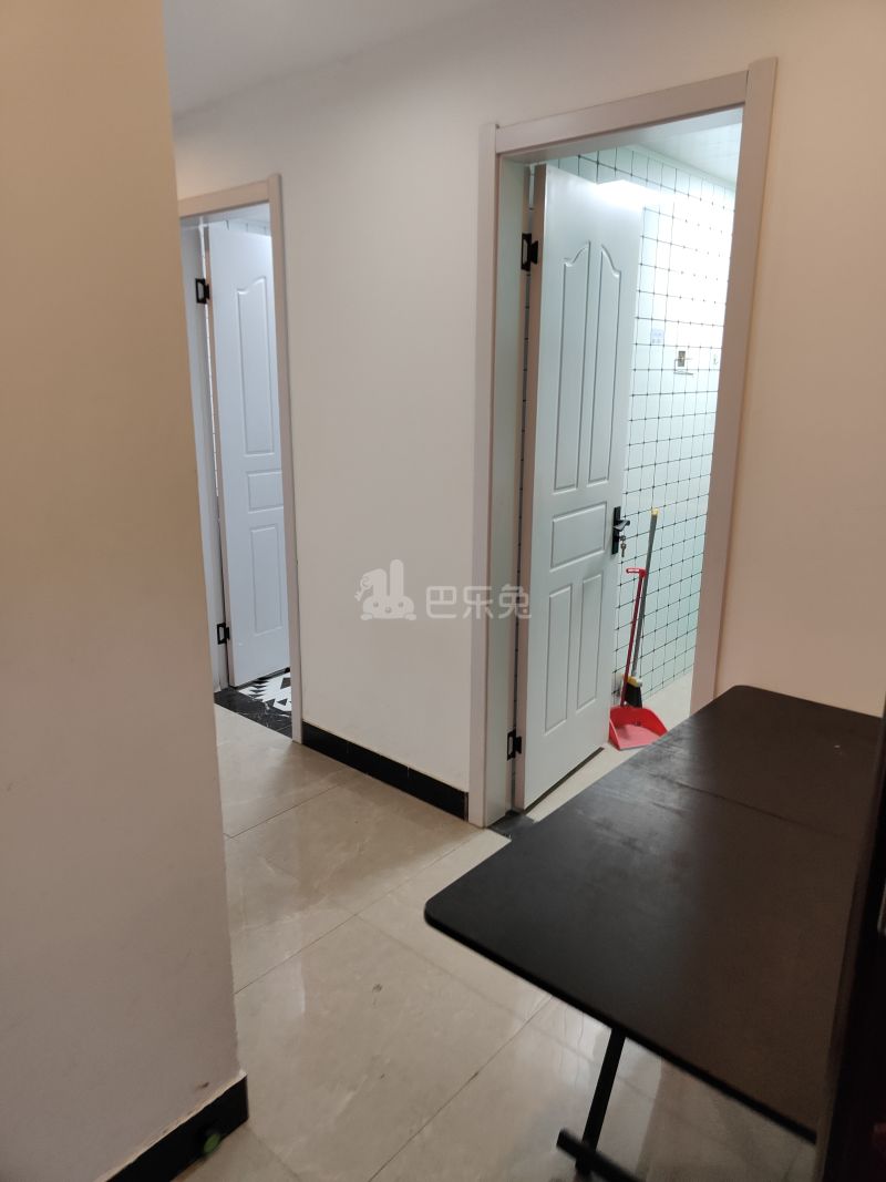 景华新苑8258809客厅图5